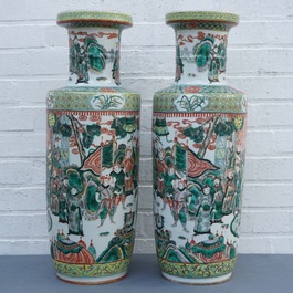 A pair of Chinese famille verte rouleau vases, 19th C.